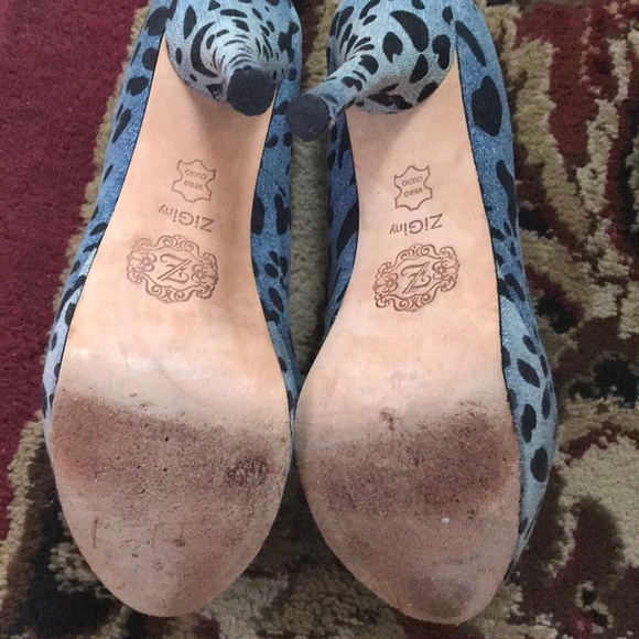 ZiGiny Shoes - Picture 2 of 3